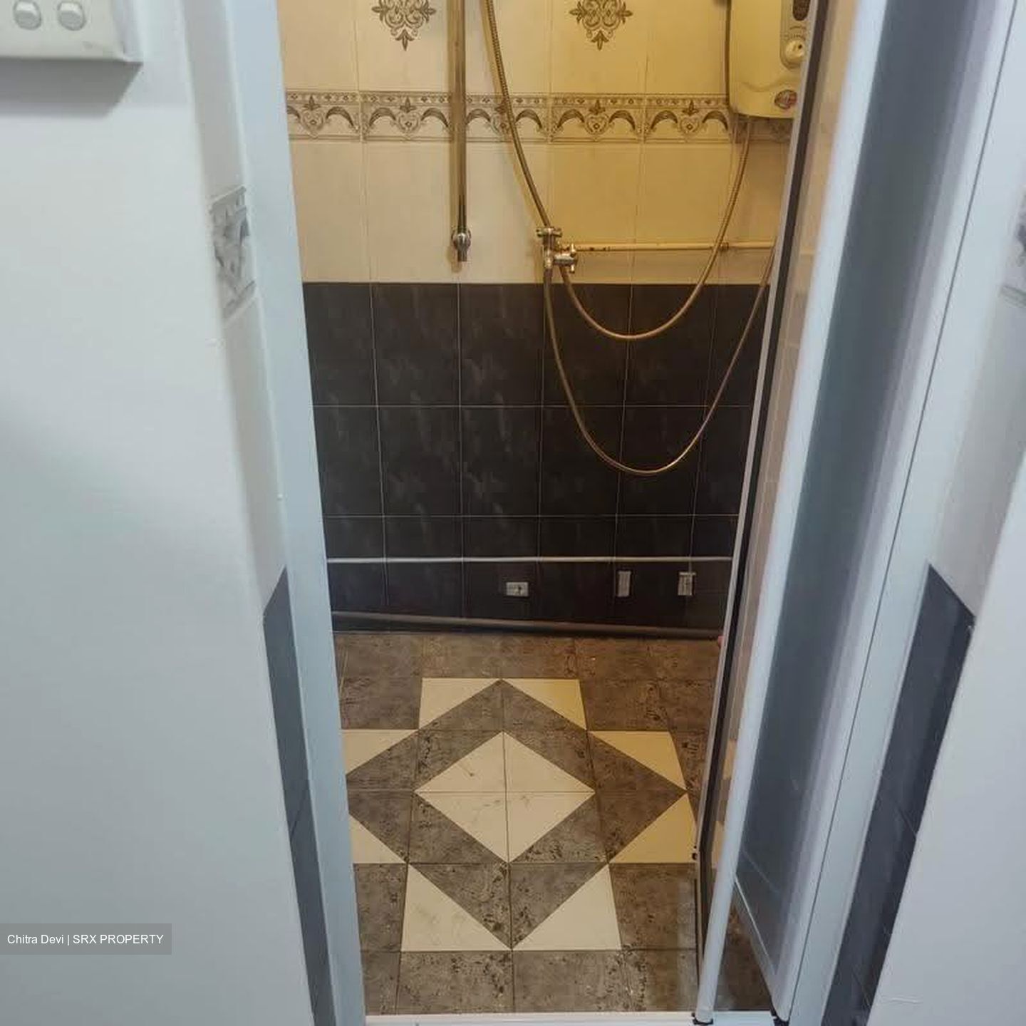 Blk 44 Telok Blangah Drive (Bukit Merah), HDB 3 Rooms #634573321